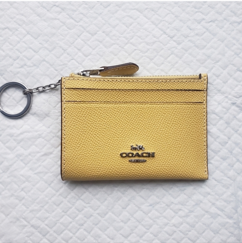 Coach Mini Skinny ID Window Card Case Keyring  Sleek Compact Retro Yellow